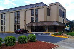 quality inn pet friendly hotel in williamsburg, va, dog friendly hotel in williamsburg, virginia